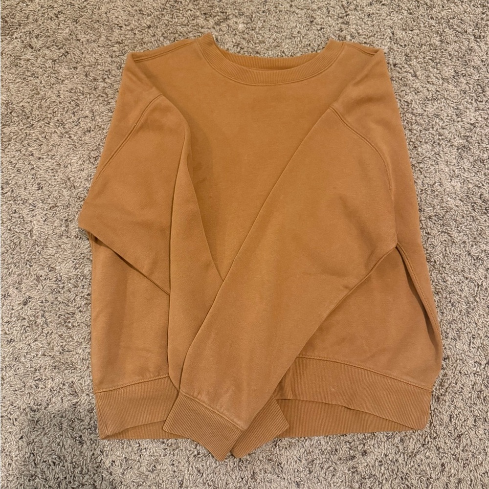 Universal women’s Thread Brown Crewneck Top